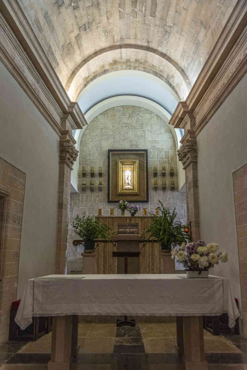 Mallorca - Randa 07 - santuari de Cura - iglesia.jpg